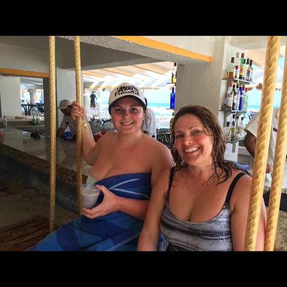 Meet your Posher, Myriam - Picture 6 of 8